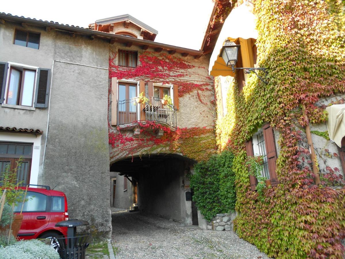 The House On The Bridge- La Casa Sul Ponte Villa เมนาจโจ ภายนอก รูปภาพ